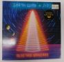   Earth, Wind & Fire - Electric Universe LP (VG+/VG+) EUR. 1983