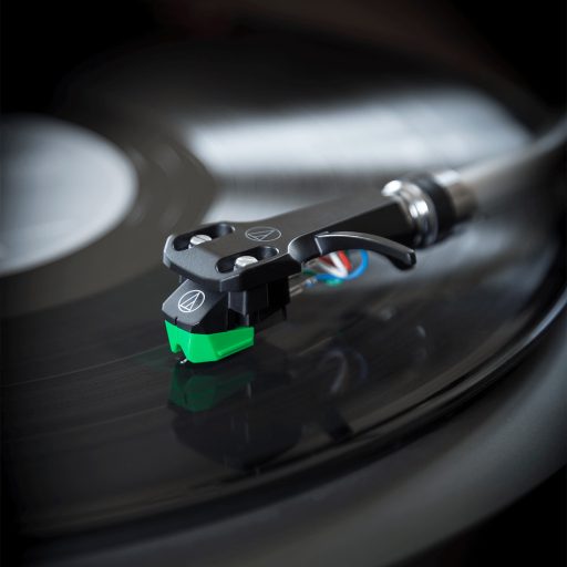 Audio-Technica AT-VM95E hangszedő HS6 headshellen