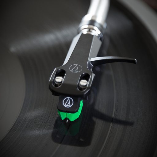 Audio-Technica AT-VM95E hangszedő HS6 headshellen